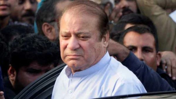 4 ஆண்டுகளுக்கு பிறகு பாகிஸ்தான் திரும்பிய நவாஸ் ஷெரிப்.. “சிதைஞ்சு போச்சு”.. கொதித்த இம்ரான் கட்சி!