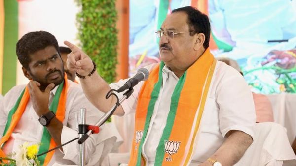 ஒண்ணா ரெண்டா? டெல்லியில் எதிரொலித்த குமுறல்.. தமிழக பாஜகவுக்கு அரணாக இறங்கிய மேலிடம்.. பின்னணி என்ன?