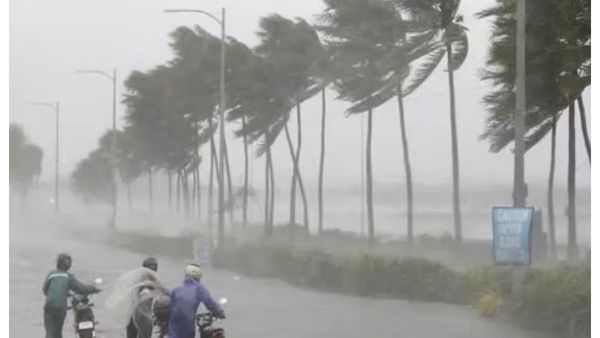 கம்முன்னு வந்த ஹாமூன் புயல்.. நாளை கரையை கடக்கிறது! 6 மாவட்டங்களில் கனமழை வெளுத்து வாங்க போகுது