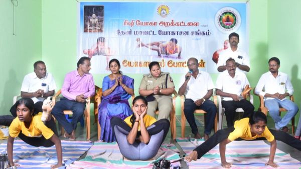 கம்பத்தில் உடம்பை வில்லாய் வளைத்த மாணவர்கள்.. திகைத்த தேனி.. பரிசை குவித்தவர்களுக்கு பாராட்டு