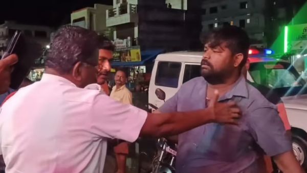 மது போதையில் பேக்கரியில் மட்டை.. எழுப்பியதும் ருத்ரதாண்டவம்.. அகில இந்திய இந்து மகா சபா நிர்வாகி கைது