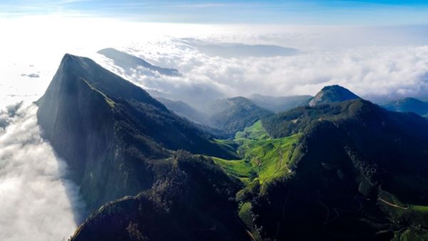 தீபாவளிக்கு டூர் போக போறீங்களா.. ஊட்டி கொடைக்கானல் மாதிரி இருக்கனும்.. காசும் செலவாகக்கூடாதா?