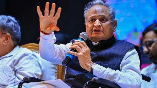 என் ஆதரவாளருக்கே சீட் இல்லையா? கடும் அதிருப்தியில் ராஜஸ்தான் முதல்வர் அசோக் கெலாட்