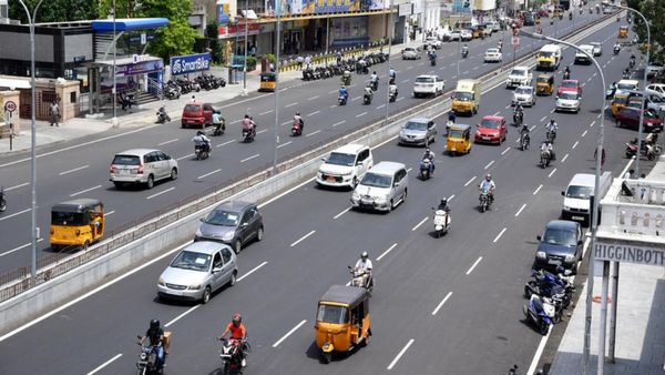 சென்னையில் இனி 60 கிமீ வேகத்துக்கு மேல் வாகனம் ஓட்டக்கூடாது! உத்தரவுக்கு நெட்டிசன்கள் ரியாக்சன் என்ன