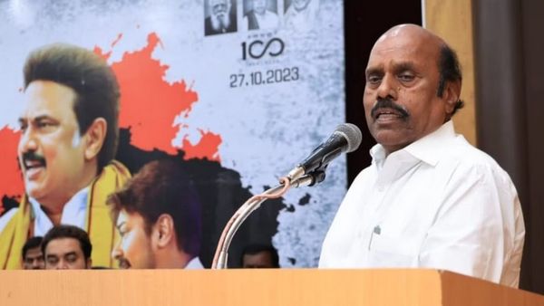 எ.வ.வேலு வீட்டில் நீடிக்கும் வருமான வரி சோதனை.. கட்டுக்கட்டாக சிக்கும் பணம்.. கணக்கு சொல்வாரா?