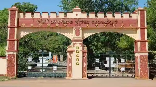 மாணவர்களிடம் சாதிய பாகுபாடு.. சிவகங்கை மன்னர் துரைசிங்கம் அரசு கலைக்கல்லூரி பேராசிரியர் சஸ்பெண்ட்