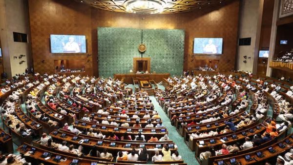 எதிர்க்கட்சிகள் வெயிட்டிங்- வருது நாடாளுமன்ற குளிர்கால கூட்டத் தொடர்! டிச.2-ல் அனைத்து கட்சி கூட்டம்