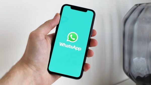  மேஜிக் காட்டும் வாட்ஸ்அப்.. வீடியோ காலில் பலூன் வெடிக்குது, ஹார்ட் பறக்குது.. வாவ் பயங்கரமா இருக்கே
