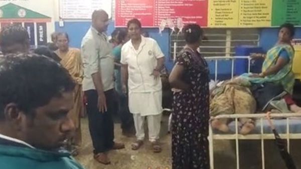 ஃப்ரீசர் பாக்ஸை தொட்டு அழுத தம்பி.. திடீரென அலறல்... காப்பாற்ற முயன்ற பெண்கள் மீது பாய்ந்த மின்சாரம்