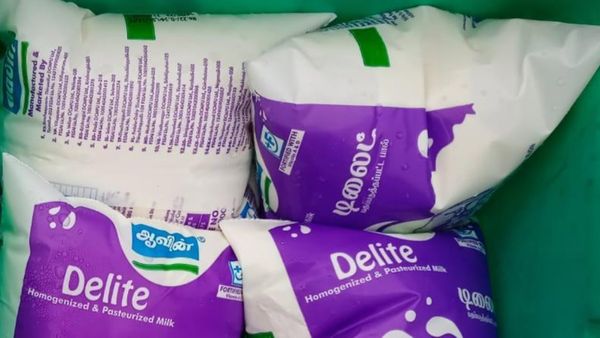 10 ரூபாய்க்கு ஆவின் டிலைட் பால்.. இன்று முதல் ஊதா நிற 200 மி.லி பாக்கெட் விற்பனை!