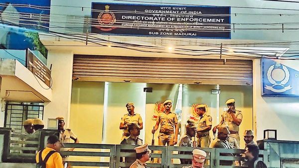 அமலாக்கத்துறை அலுவலகத்தில் மாநில அரசின் லஞ்ச ஒழிப்புத்துறை ரெய்டு நடத்த முடியுமா? அதிகாரி விளக்கம்