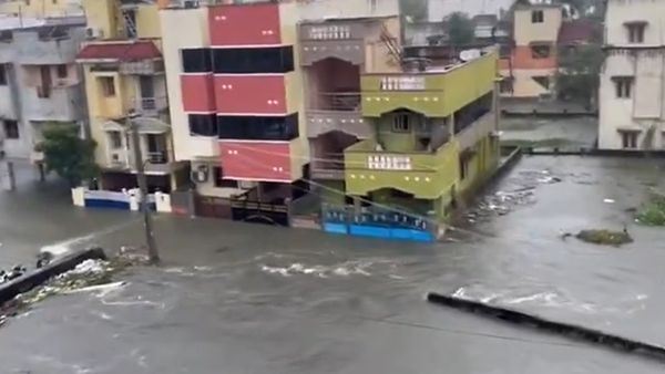 13 ஏரிகள் தண்ணீர்.. கீழ்கட்டளை ஏரியில் நடந்தது என்ன? மொத்தமாக மிதந்த வீடுகள்... வீடியோ பாருங்க