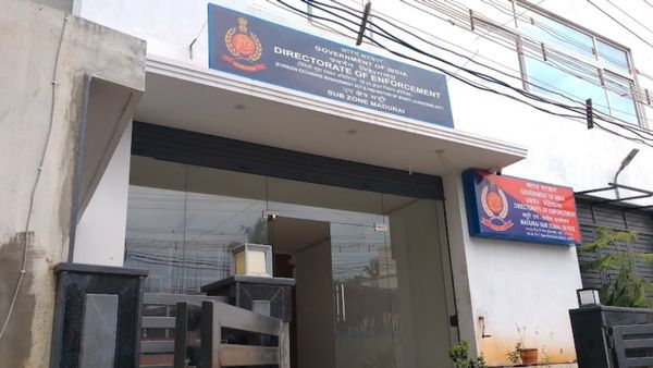 மதுரை அமலாக்கத்துறை அலுவலகத்தில் உச்சகட்ட பதற்றம்-DVAC சோதனை நடக்கும் நிலையில் துணை ராணுவம் குவிப்பு