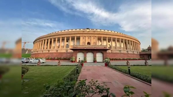 18 மசோதா தயார்.. நாடாளுமன்ற மழைக்கால கூட்டத்தொடர் தொடங்கியது.. டிச.22 வரை நடக்கிறது