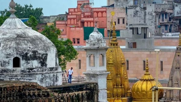 ஞானவாபியில் கோவிலை புனரமைக்க அனுமதி கோரிய வழக்கு.. எதிர்த்த 5 மனுக்களை தள்ளுபடி செய்த ஹைகோர்ட்