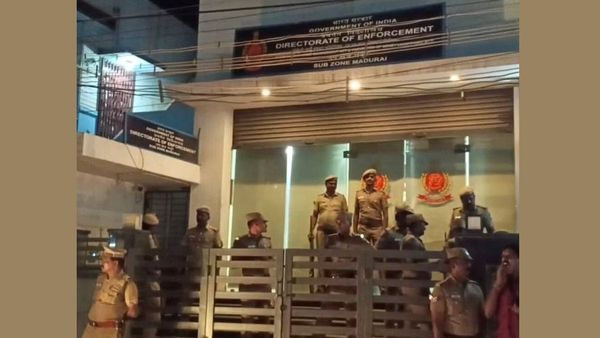 ‛‛முற்றும் மோதல்’’.. என்னது விசாரணைக்கு ஆஜராகனுமா? தமிழக டிஜிபிக்கு அமலாக்கத்துறை பரபர கடிதம்