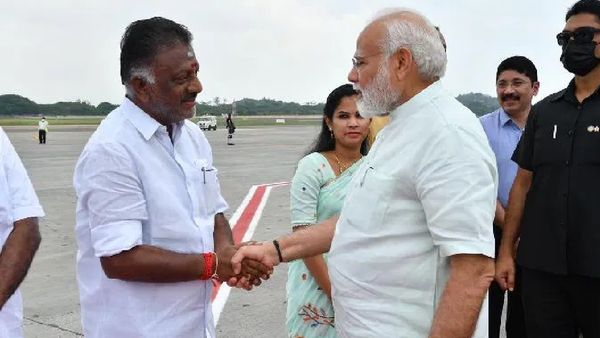 புது ரூட்டுலதான்.. புது வருடத்தில் அரசியல் காய்களை நகர்த்த தொடங்கிய ஓபிஎஸ்.. ‘தலை’க்கே லெட்டர்! ஓஹோ!