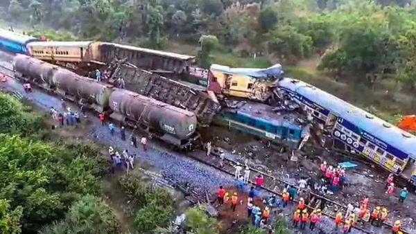 ரயில் பயணிகளுக்கு ஆறாத ரணத்தை ஏற்படுத்திய 