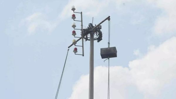 மிக்ஜாம் புயல்.. துறைமுகங்களில் 1ஆம் எண் புயல் எச்சரிக்கைக்கூண்டு.. முதல்வர் ஸ்டாலின் அவசர ஆலோசனை