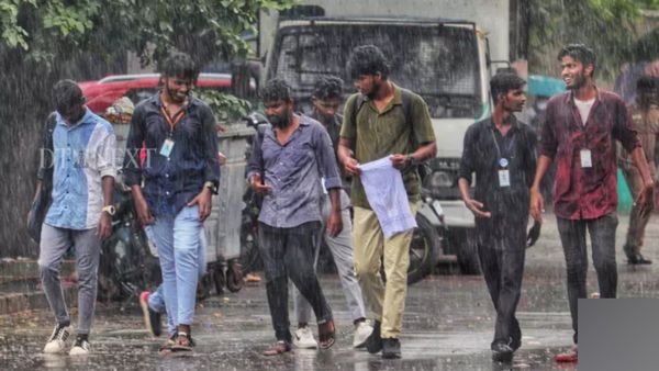 சென்னையில் இன்னும் மழை இருக்கு.. அடுத்த 3 மணி நேரத்திற்கு.. 19 மாவட்டங்களுக்கு வானிலை மையம் அலர்ட்!