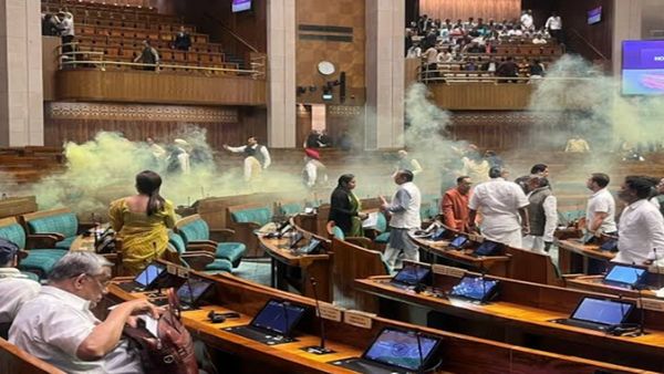 லோக்சபா ‛ஸ்பிரே’ அட்டாக்.. விசாரணை குழு அமைத்த மத்திய உள்துறை அமைச்சகம்! தலைவர் யார் தெரியுமா?