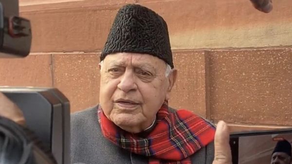 பாகிஸ்தானுடன் பேச்சுவார்த்தை நடத்தாவிட்டால் காசா கதிதான்.. சர்ச்சையை கிளப்பிய பரூக் அப்துல்லா பேச்சு