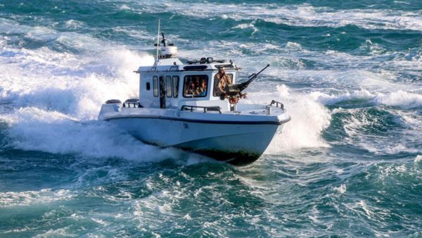 இந்தியாவிலிருந்து சென்ற கப்பல் மீது ஹவுதி தாக்குதல்! உள்ளே புகுந்து உதவிய அமெரிக்கா.. ஷாக் சம்பவம்!