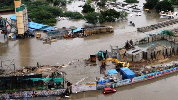 இந்த சுவர்கள் இன்னும் எத்தனை பிரச்சனைகளை உண்டாக்க போகுதோ.. சென்னை வெள்ளம் கற்றுத்தந்த பாடம்