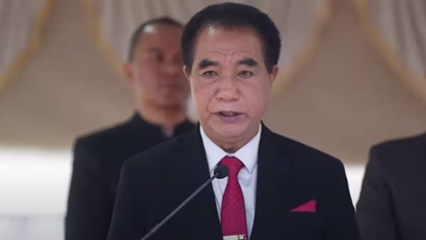 அரசு பணத்தில் எம்எல்ஏக்களுக்கு 'நோ' கார்- அரசு அலுவலகங்களில் பயோ மெட்ரிக்-மிசோரம் புதிய அரசு அதிரடி!