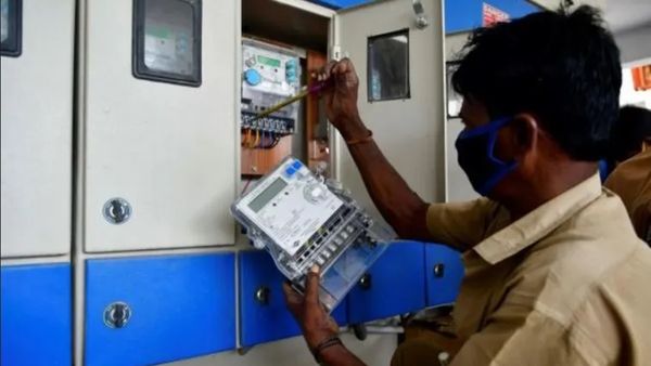 மின் கட்டணம்.. 'சாமி வரம் கொடுத்தும்'.. மூன்று மாடிகளுக்குள் உள்ள வீடுகளில்.. புலம்பும் மக்கள்