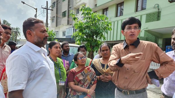 சென்னை நங்கநல்லூர் வந்த மாநகராட்சி கமிஷ்னர் ராதாகிருஷ்ணன்.. அதிரடி ஆக்சன்