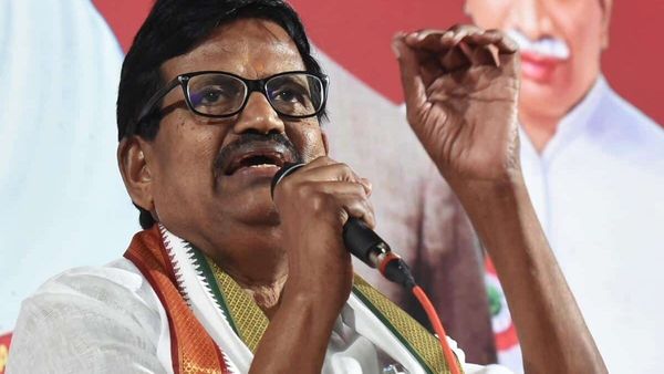 நெருங்கும் தேர்தல்.. தமிழ்நாட்டுக்கான குழுவை அறிவித்தது காங்கிரஸ் கட்சி.. லிஸ்ட்டில் 35 பேர்!