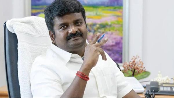 அச்சம் தேவையில்லை என்று சொன்னால் மக்களின் பயம் போய் விடுமா? கொரோனா பலி குறித்து விஜயபாஸ்கர் கேள்வி!