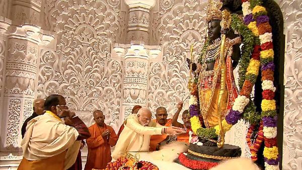 ராமர் சிலை பிரதிஷ்டை.. தெய்வீக நிகழ்ச்சி.. உணர்ச்சிகரமான தருணம்! .. பிரதமர் மோடி பெருமிதம்