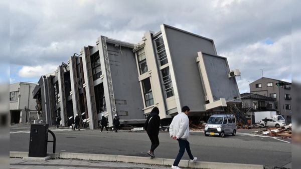 ஒரே நாளில் 150 நிலநடுக்கம்.. கதறி ஓடும் பொதுமக்கள்! ஜப்பானை மட்டும் இயற்கை வஞ்சிப்பது ஏன்.. பகீர்