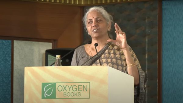 தமிழகத்துக்கு 10 ஆண்டுகளில் ரூ.7 லட்சம் கோடி ப்ளஸ் மத்திய அரசு செய்தது இத்தனையும்- நிர்மலா சீதாராமன்