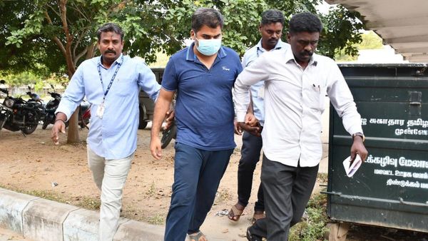 லஞ்சம் வாங்கி மாட்டினாரே அங்கித் திவாரி.. அமலாக்கத்துறையும் விசாரிக்கனுமாம்! இன்று வழக்கு விசாரணை