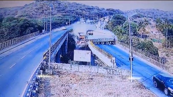 அந்த ஒரு நொடி.. சிலிர்க்குதே.. தொப்பூர் கணவாயை உலுக்கிய அந்த விபத்து எப்படி நடந்தது? உண்மையான காரணம்