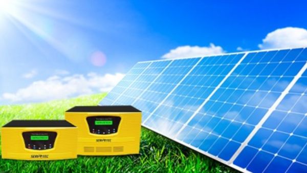 சோலார் இன்வெர்ட்டர்களை வாங்க போறீங்களா? வீடோ தொழிற்சாலையோ எது பெஸ்ட் தெரியுமா?