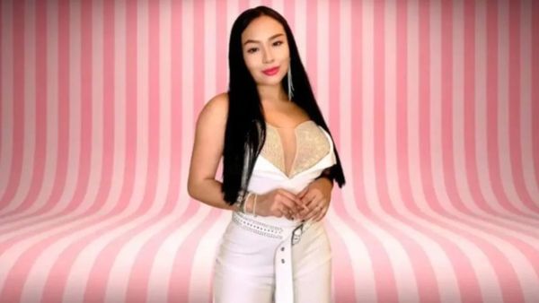 பாலியல் ரீதியாக துன்புறுத்தப்பட்டதாக குமுறல்! ஆபாச பட நடிகை மர்ம மரணம்!