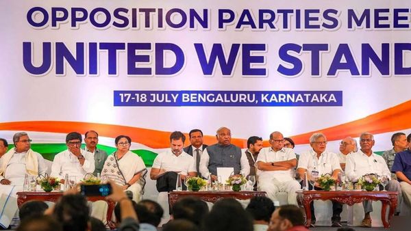 லோக்சபா தேர்தல் 2024: தொகுதி பங்கீடு சுமூகமாகுமா? நாளை 