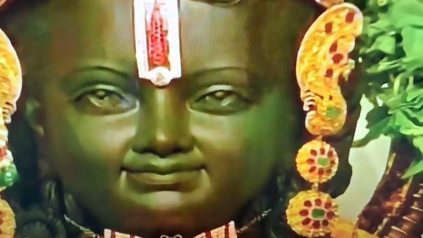 கண்ணை திறந்த ராமர்.. இன்று முதல் அயோத்தி கோயிலுக்கு பக்தர்கள் அனுமதி.. இதுதான் டைமிங் + டிரஸ் கோட்