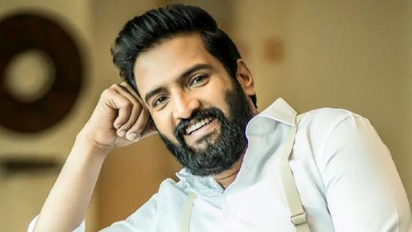 புத்தாண்டு நாளில் நடிகர் சந்தானம் செய்த செயல்.. பாராட்டி தள்ளும் ரசிகர்கள்! அப்படி என்ன செய்தார்