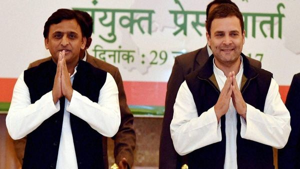 ‛‛உனக்கு 17.. எனக்கு 63’’.. காங்கிரஸ்-சமாஜ்வாதி தொகுதி பங்கீட்டில் வெற்றி.. உ.பி.யில் பாஜகவுக்கு ‛பேரிடி’