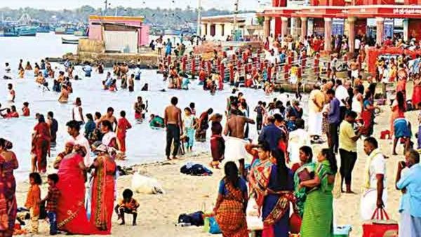 தை அமாவாசை.. ராமேஸ்வரத்தில் முன்னோர்களுக்கு வழிபாடு.. பல்லாயிரக்கணக்கானோர் புனித நீராடி தர்ப்பணம்