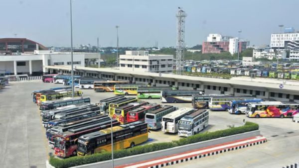 கோயம்பேடு.. ஆம்னி பேருந்துகளுக்கு ஹைகோர்ட் கிரீன் சிக்னல் .. அரசு பேருந்துகளையும் இயக்க கோரிக்கை