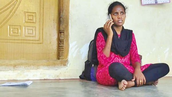 சென்னை சுகப்பிரியா.. காதலன் வீட்டின் முன் செய்த தரமான சம்பவம்.. மயிலாடுதுறையே மலைத்து போச்சு