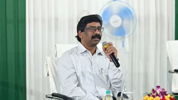 வாய்ப்பில்ல ராஜா.. ஹேமந்த் சோரனின் அமலாக்கத்துறை சம்மனுக்கு எதிரான மனு.. தள்ளி போகிறது விசாரணை