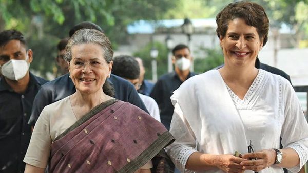 அய்யோ பாவமா? அதிரடியா? மாமியாரை தொடர்ந்து ராஜ்யசபா எம்பியாகும் சோனியா- ரேபரேலியில் பிரியங்கா போட்டி?