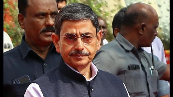 தமிழக பட்ஜெட் தாக்கலாகும் நேரம் பார்த்து.. ஆளுநர் ஆர்.என். ரவி டெல்லி பயணத்தால் பரபரப்பு!